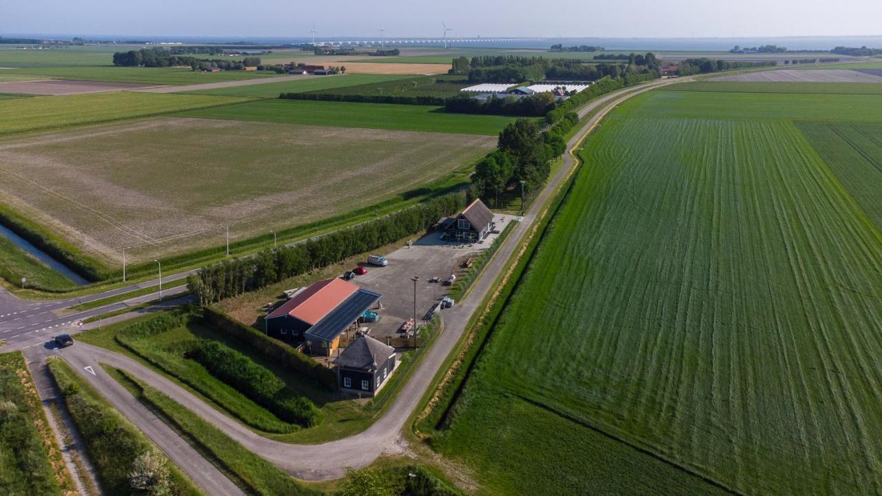 Den Hooimijt Villa Kats Bagian luar foto
