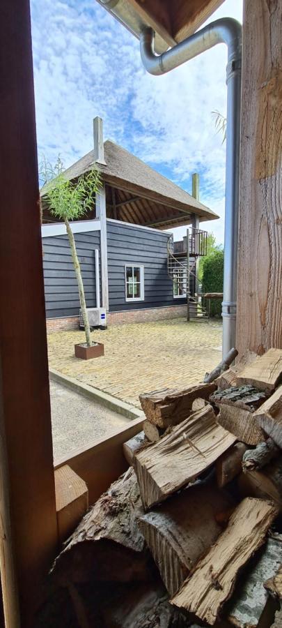 Den Hooimijt Villa Kats Bagian luar foto